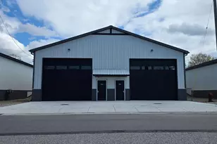 506 Ottawa St, Muskegon, MI 49442 - Photo 1