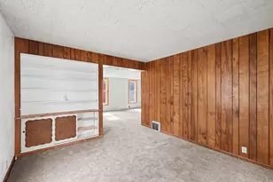 360 W 18th St, Holland, MI 49423 - Photo 7