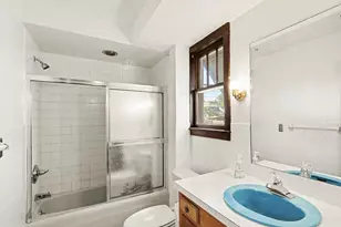 360 W 18th St, Holland, MI 49423 - Photo 17