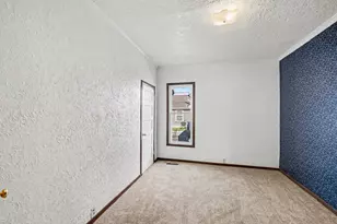 360 W 18th St, Holland, MI 49423 - Photo 23