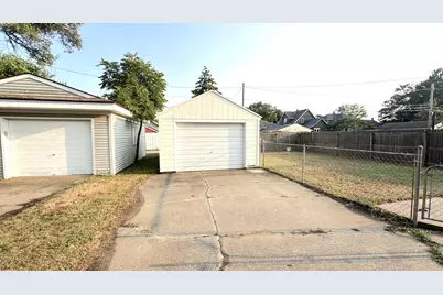 360 W 18th Street, Holland, MI 49423 - Photo 31