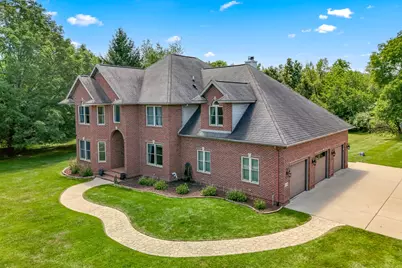 1230 Meadow Lane, Hillsdale, MI 49242 - Photo 3