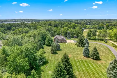 1230 Meadow Lane, Hillsdale, MI 49242 - Photo 9