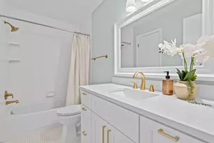 2250 Rivenoak Ct, Ann Arbor, MI 48103 - Photo 25