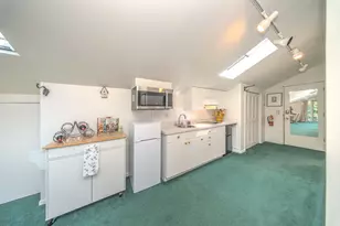 921 E Huron St, Ann Arbor, MI 48104 - Photo 9