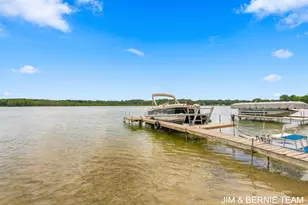 3235 Lakeview Dr, Allegan, MI 49010 - Photo 3