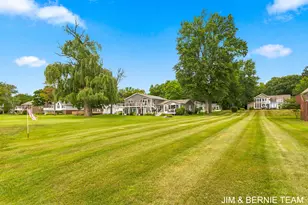 3235 Lakeview Dr, Allegan, MI 49010 - Photo 111