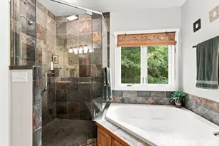 3235 Lakeview Dr, Allegan, MI 49010 - Photo 33