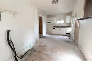 502 W Main St, Hartford, MI 49057 - Photo 7