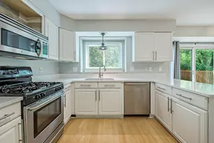 5950 Cottonwood Dr, Ypsilanti, MI 48197 - Photo 9