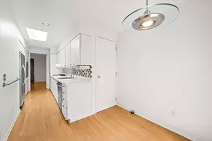 1019 Young Pl, Ann Arbor, MI 48105 - Photo 13