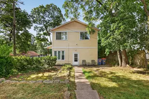 909 Hall St SE, Grand Rapids, MI 49507 - Photo 9