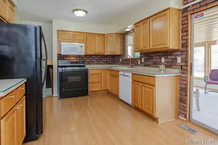 5931 Belard St, Portage, MI 49002 - Photo 7