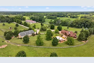 2405 Nicholson Lane, Albion, MI 49224 - Photo 17