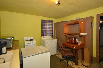 212 N Brown Street, Paw Paw, MI 49079 - Photo 9