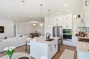 6081 Lincolnshire Dr, Saline, MI 48176 - Photo 13