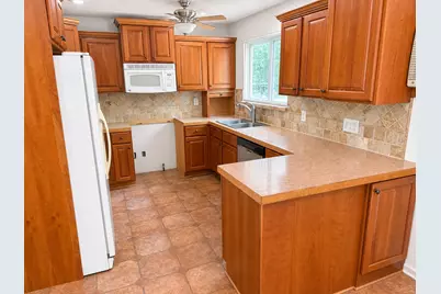 14983 Coleman Avenue, Grand Haven, MI 49417 - Photo 9