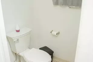 26177 Kinyon St, Taylor, MI 48180 - Photo 21