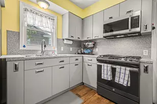 823 Alger St SE, Grand Rapids, MI 49507 - Photo 9