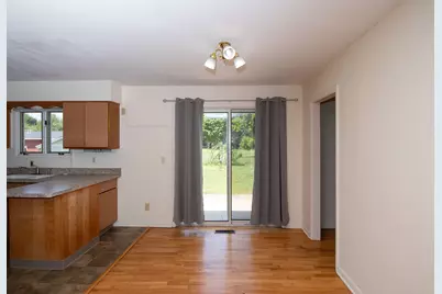 15 N Woodlawn Avenue N, Battle Creek, MI 49037 - Photo 7