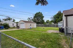 20875 Elroy Ave, Warren, MI 48089 - Photo 5