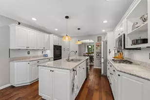 6430 Breckenridge Dr, Kalamazoo, MI 49009 - Photo 9