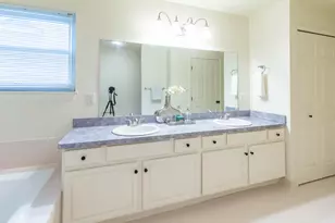 3205 Aldwych Cir, Ann Arbor, MI 48105 - Photo 25