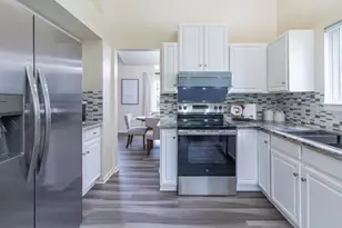 3205 Aldwych Cir, Ann Arbor, MI 48105 - Photo 15