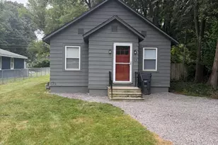 363 Searles Ave, Benton Harbor, MI 49022 - Photo 1