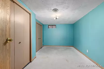 1728 Royal Oak Street SW, Wyoming, MI 49519 - Photo 19