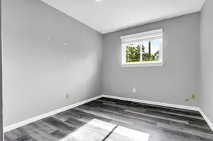 21009 Robinwood St, Farmington, MI 48336 - Photo 17