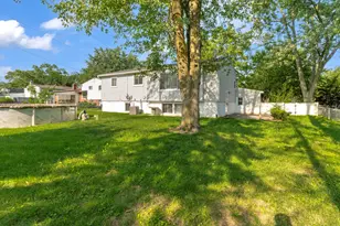 21009 Robinwood St, Farmington, MI 48336 - Photo 27