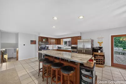 1870 Hendrick Road, Norton Shores, MI 49441 - Photo 17