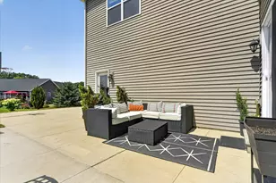 7982 Donegal Ct, Fenton, MI 48430 - Photo 35