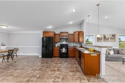 1840 Greenview Court, Zeeland, MI 49464 - Photo 9