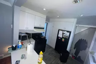 11630 Rossiter St, Detroit, MI 48224 - Photo 9