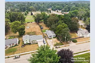 3233 Wayburn Avenue SW, Grandville, MI 49418 - Photo 5