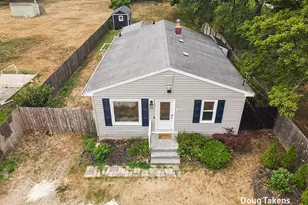 3233 Wayburn Ave SW, Grandville, MI 49418 - Photo 3
