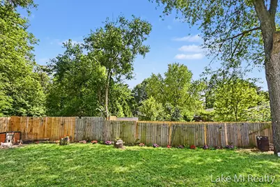 2119 Desoto Drive, Lansing, MI 48911 - Photo 17