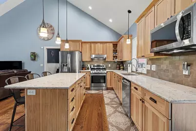 8272 Division Drive, Battle Creek, MI 49014 - Photo 7