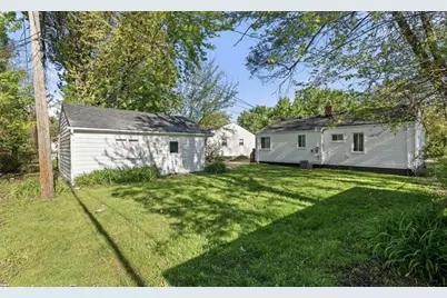11354 Jackson Avenue, Warren, MI 48089 - Photo 11