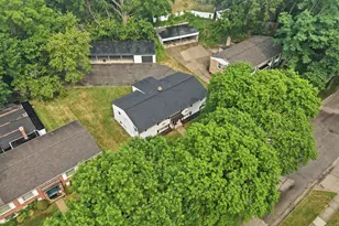 813 Carrier Creek Blvd NE, Grand Rapids, MI 49503 - Photo 5