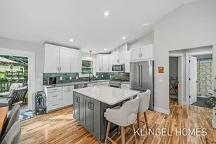 3946 Easthill Ct, Norton Shores, MI 49441 - Photo 7