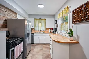 1859 Evergreen St SE, Grand Rapids, MI 49506 - Photo 7