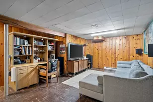 1859 Evergreen St SE, Grand Rapids, MI 49506 - Photo 15