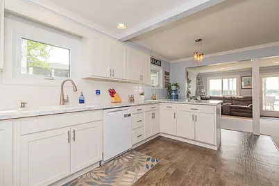 1210 N Eagle Lake Drive, Kalamazoo, MI 49009 - Photo 13
