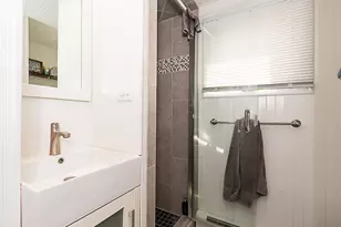 1210 N Eagle Lake Dr, Kalamazoo, MI 49009 - Photo 29