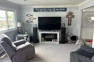1210 N Eagle Lake Dr, Kalamazoo, MI 49009 - Photo 5
