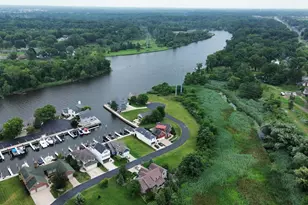 2400 Bay Pointe Dr, Saint Joseph, MI 49085 - Photo 45