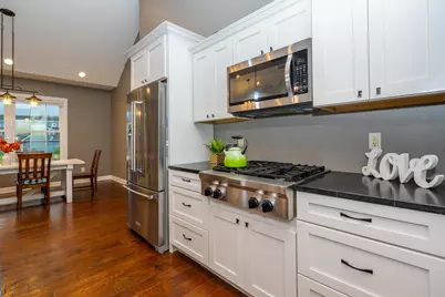 2400 Bay Pointe Drive, Saint Joseph, MI 49085 - Photo 9
